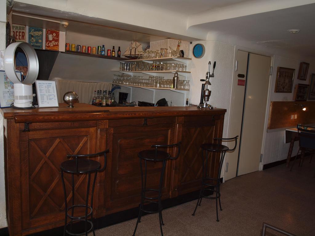 Hotel Restaurant - Villa Les Sirenes أرجيليه- سور- مير المظهر الخارجي الصورة